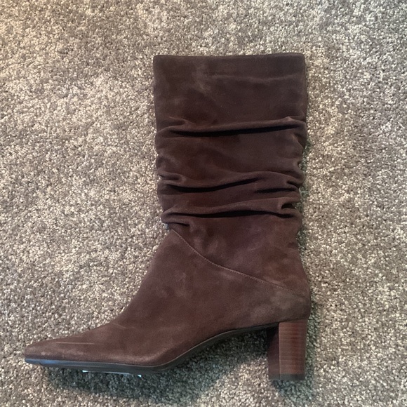 NWT No Box Talbots Brown Suede Boots Size 7.5 - Picture 4 of 16